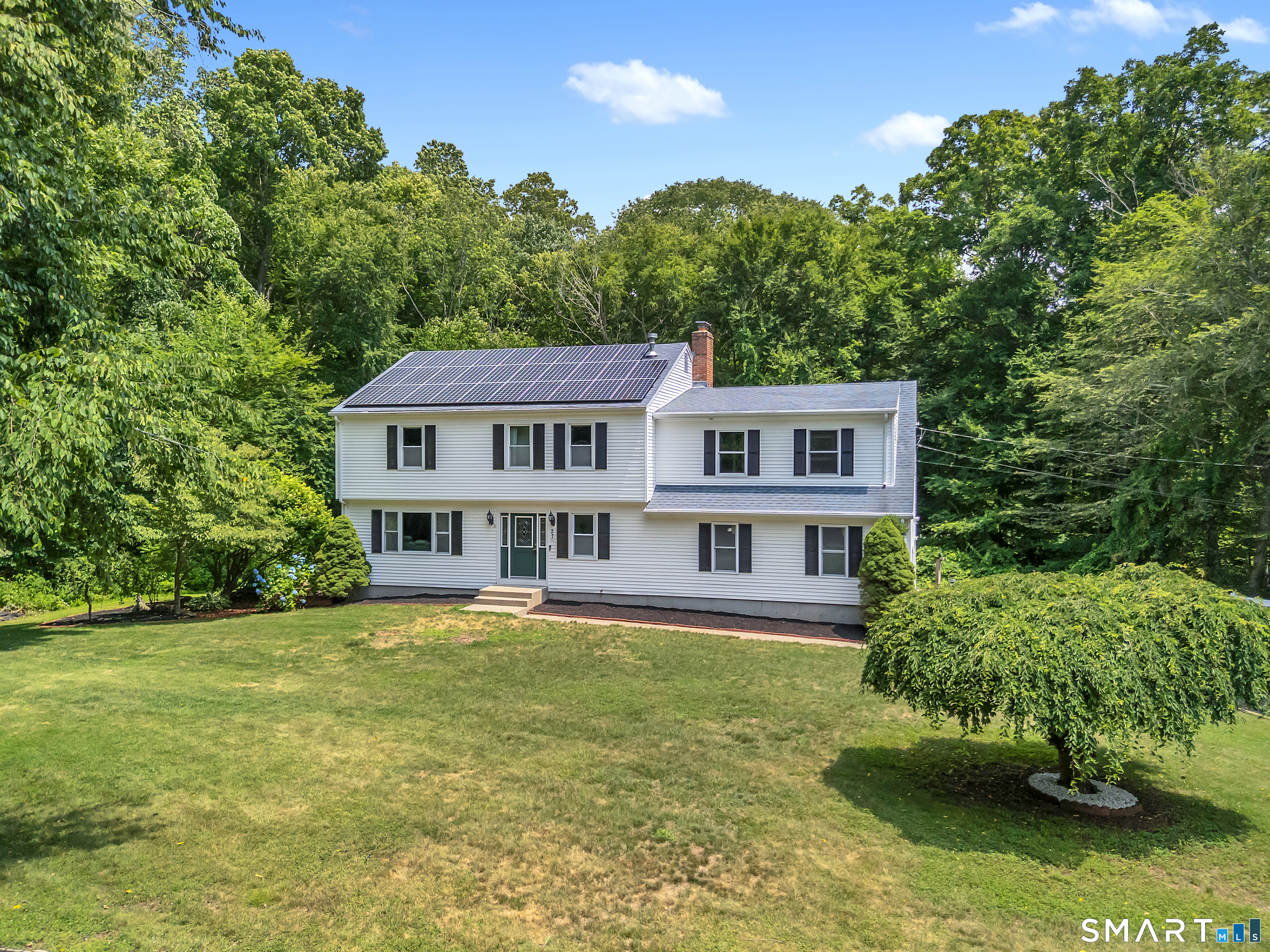27 Ortega Drive Montville CT 06370