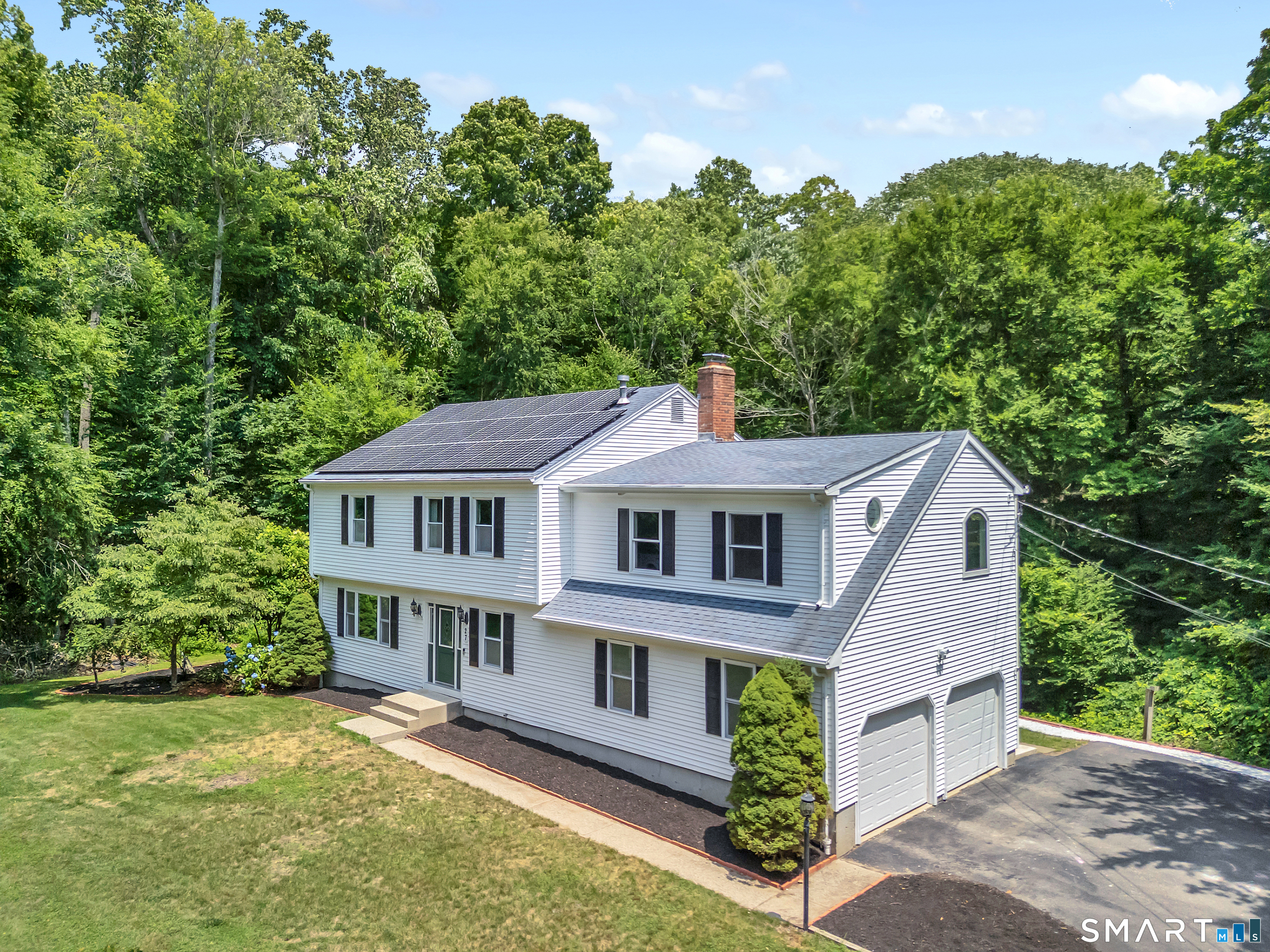 27 Ortega Drive Montville CT 06370