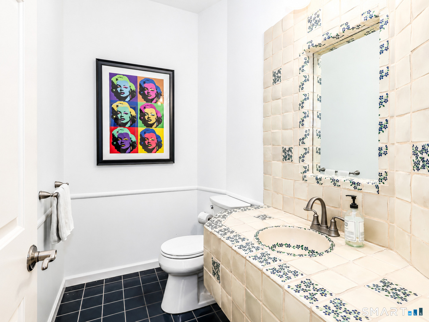5 Dry River Court Redding CT 06896