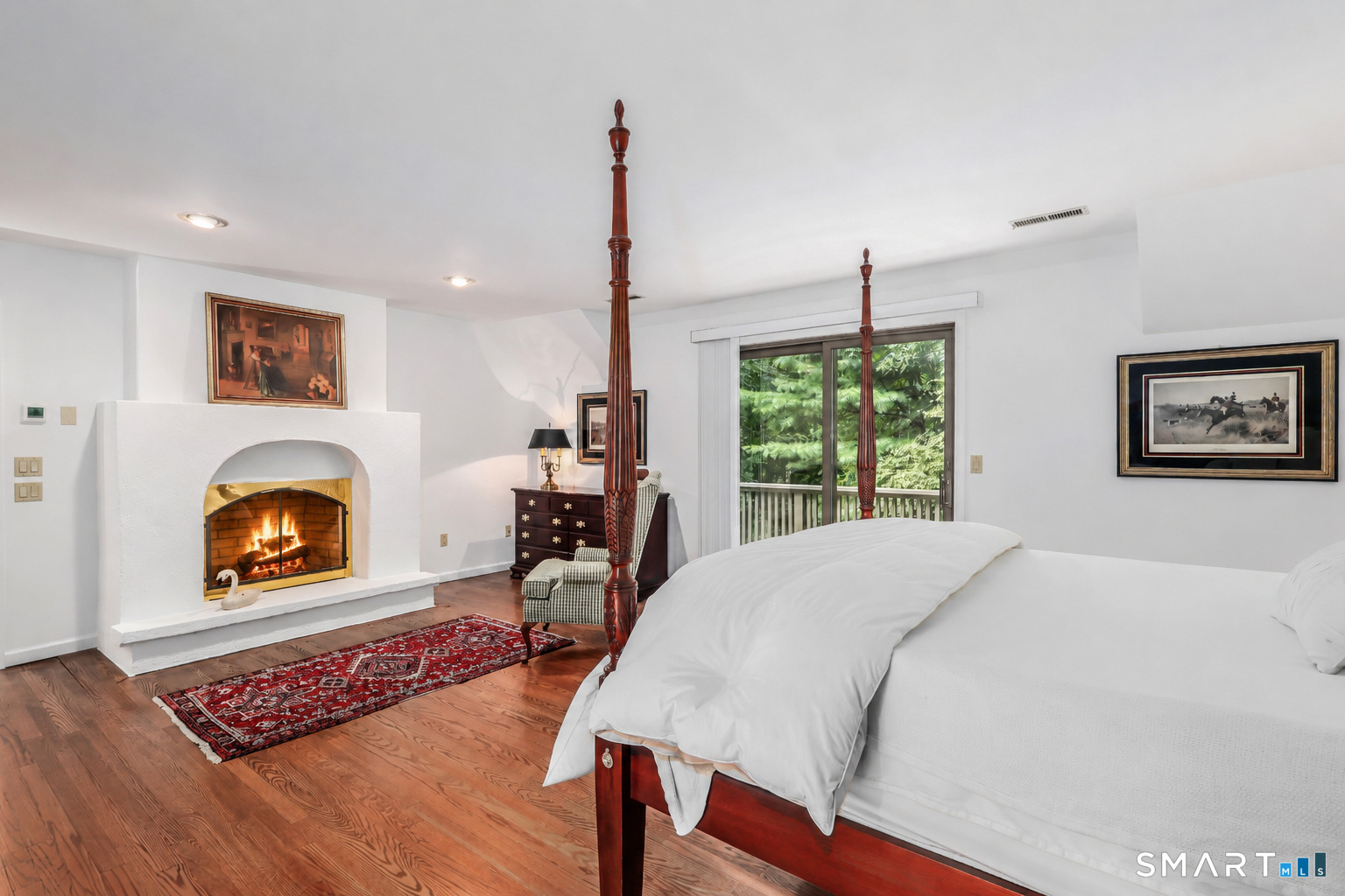 5 Dry River Court Redding CT 06896