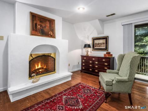 5 Dry River Court Redding CT 06896