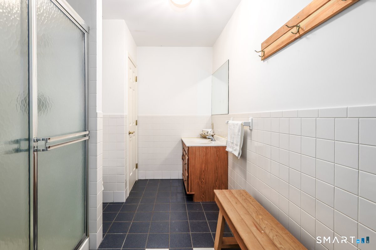 5 Dry River Court Redding CT 06896