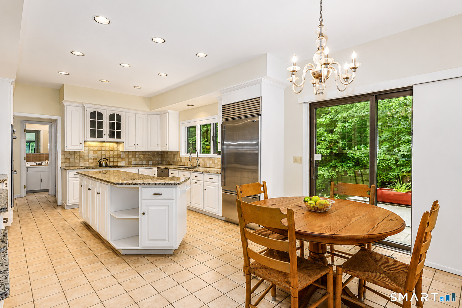 5 Dry River Court Redding CT 06896