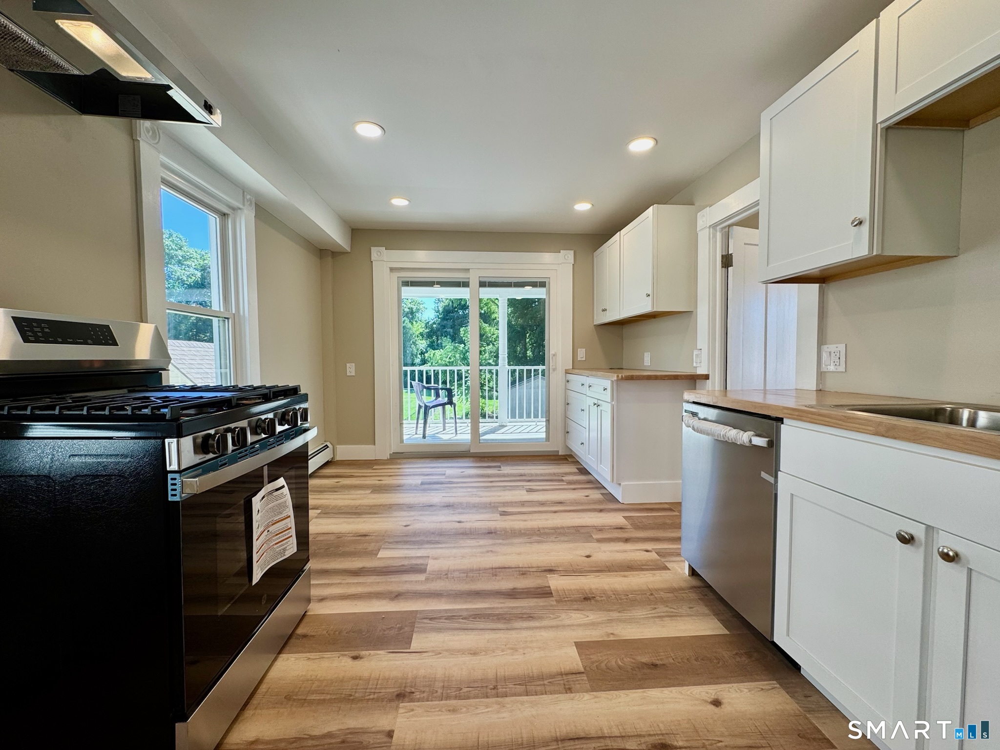 9 Daniel Street Norwich CT 06360