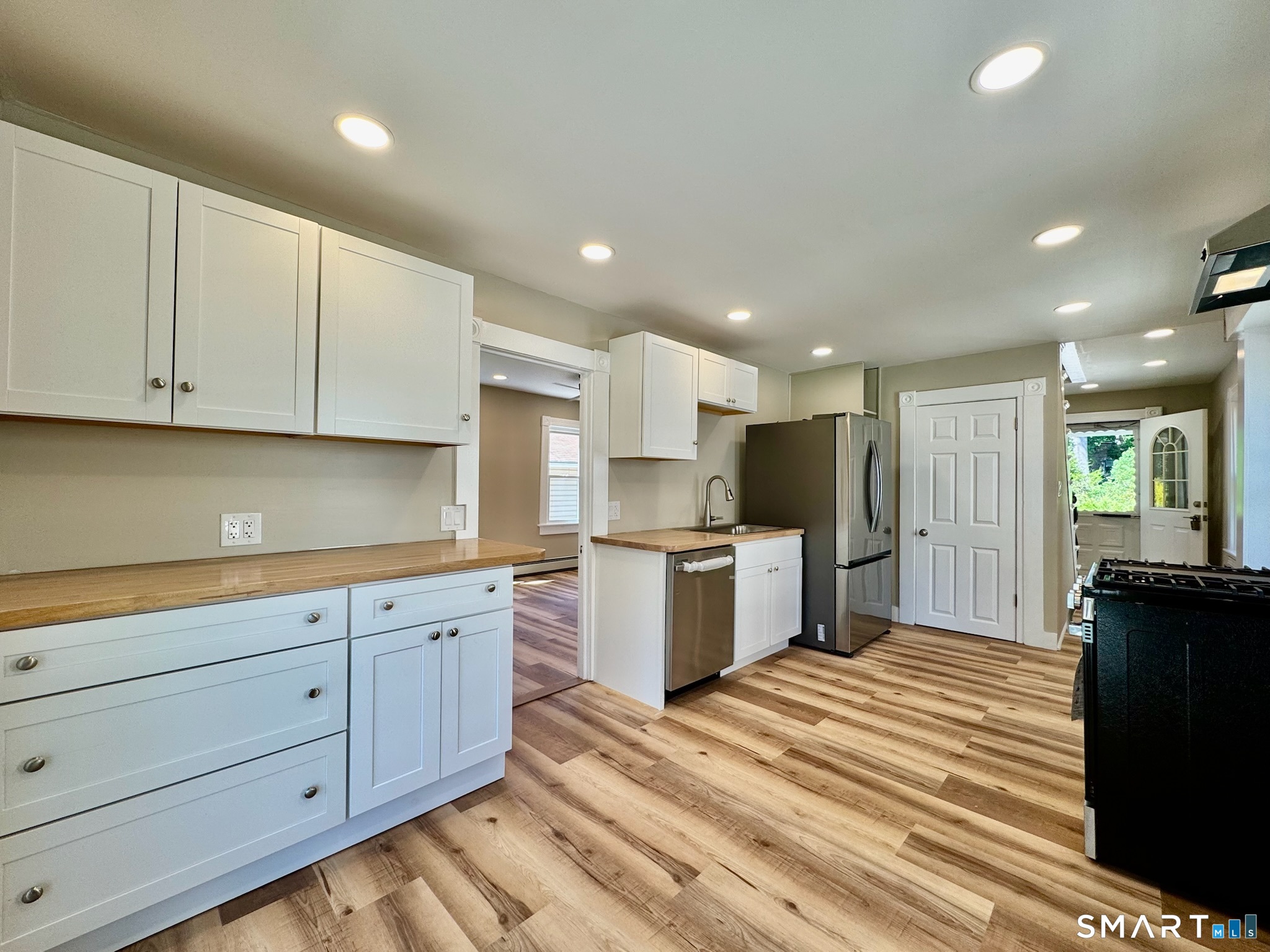 9 Daniel Street Norwich CT 06360