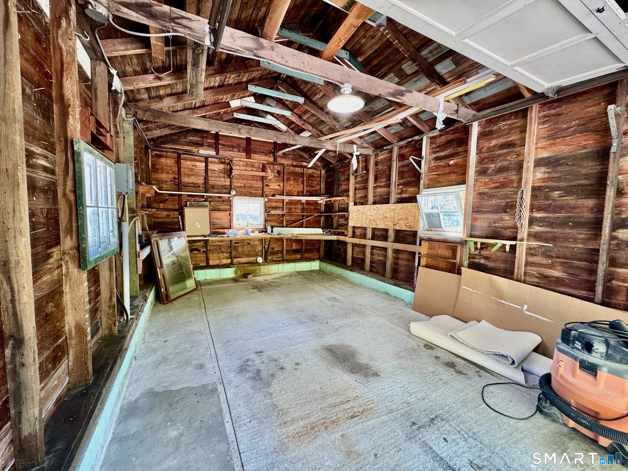 9 Daniel Street Norwich CT 06360