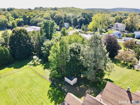 9 Daniel Street Norwich CT 06360