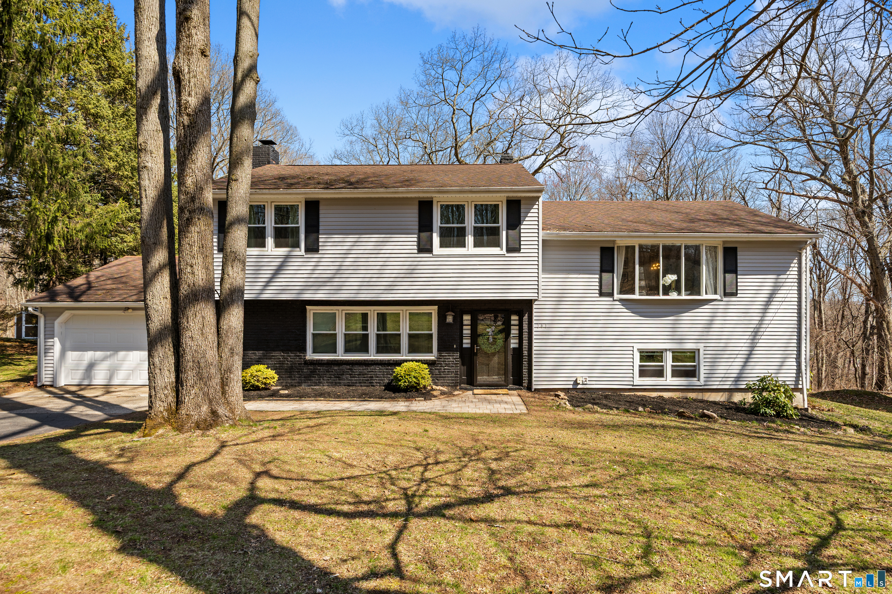 141 Old Coach Highway Hamden CT 06514
