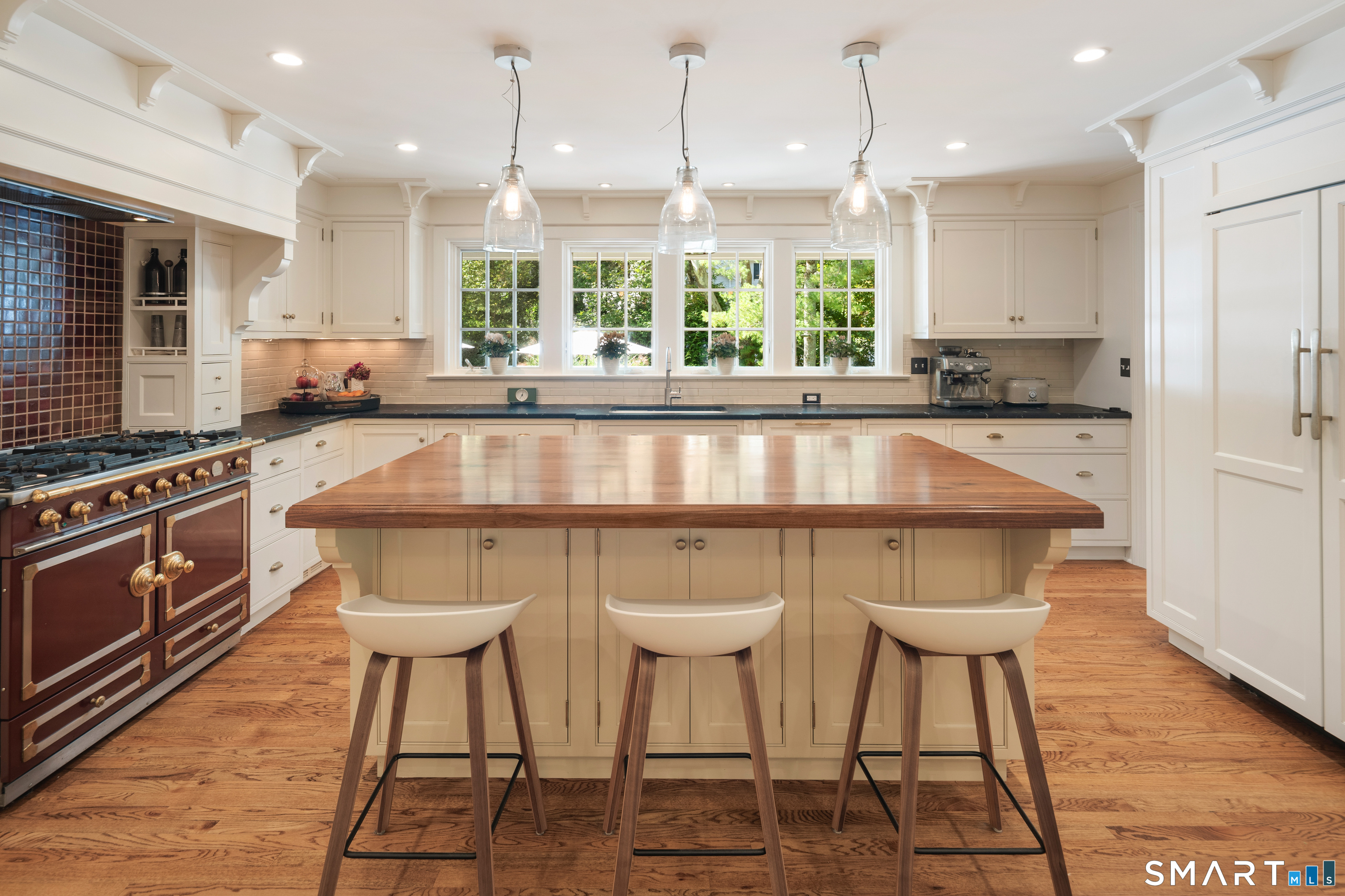 217 White Oak Shade Road New Canaan CT 06840