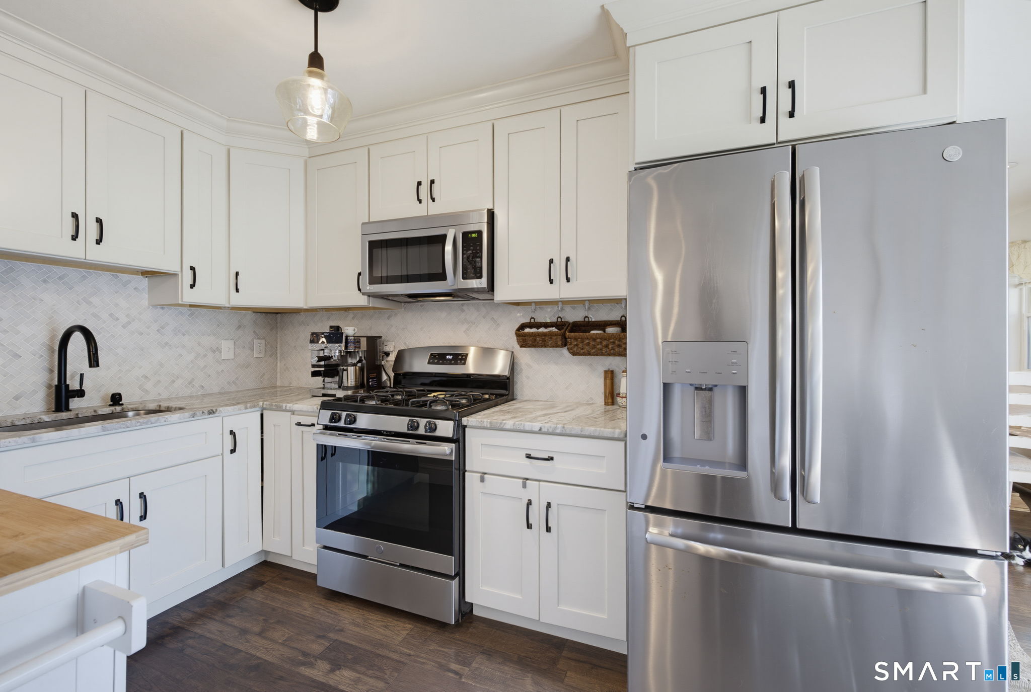 88 Lawncrest Drive Southington CT 06489