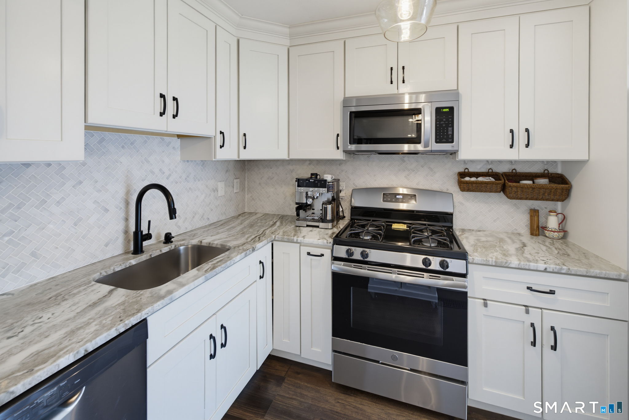 88 Lawncrest Drive Southington CT 06489
