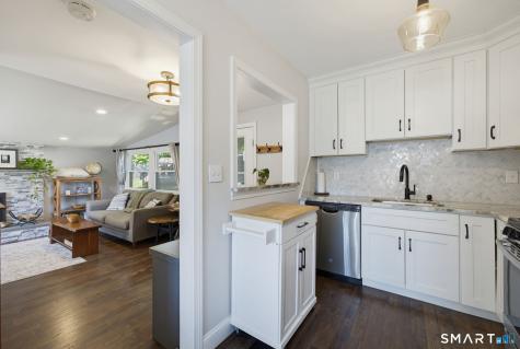88 Lawncrest Drive Southington CT 06489