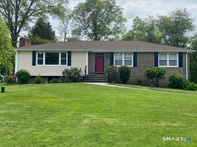 438 Clement Lane Orange CT 06477