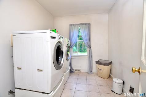 106 Cobblestone Way Windsor CT 06095
