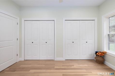 124 Nooks Hill Road Cromwell CT 06416