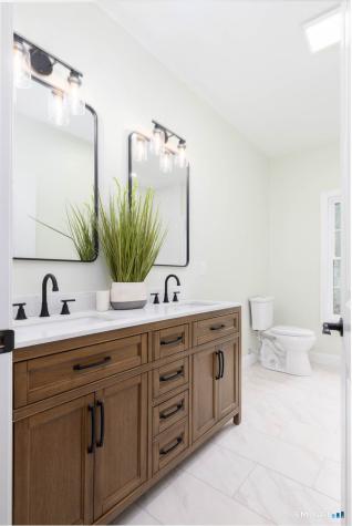 124 Nooks Hill Road Cromwell CT 06416