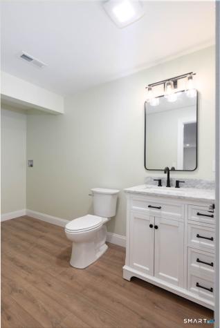 124 Nooks Hill Road Cromwell CT 06416