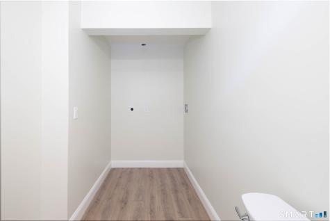 124 Nooks Hill Road Cromwell CT 06416