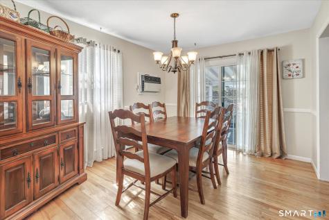 44 Meadowbrook Road Danbury CT 06811