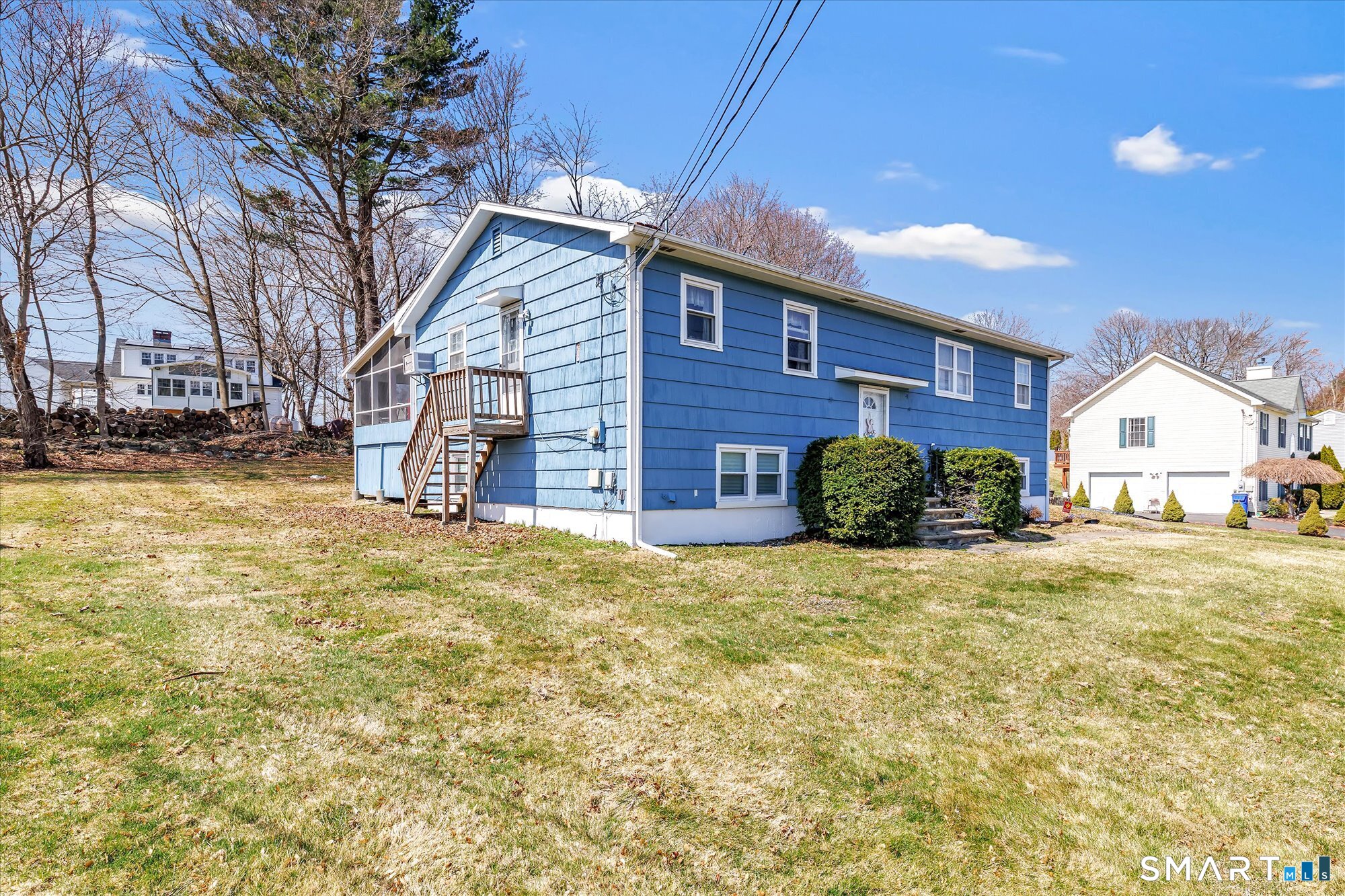 44 Meadowbrook Road Danbury CT 06811