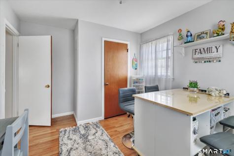 44 Meadowbrook Road Danbury CT 06811