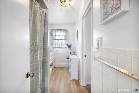 44 Meadowbrook Road Danbury CT 06811