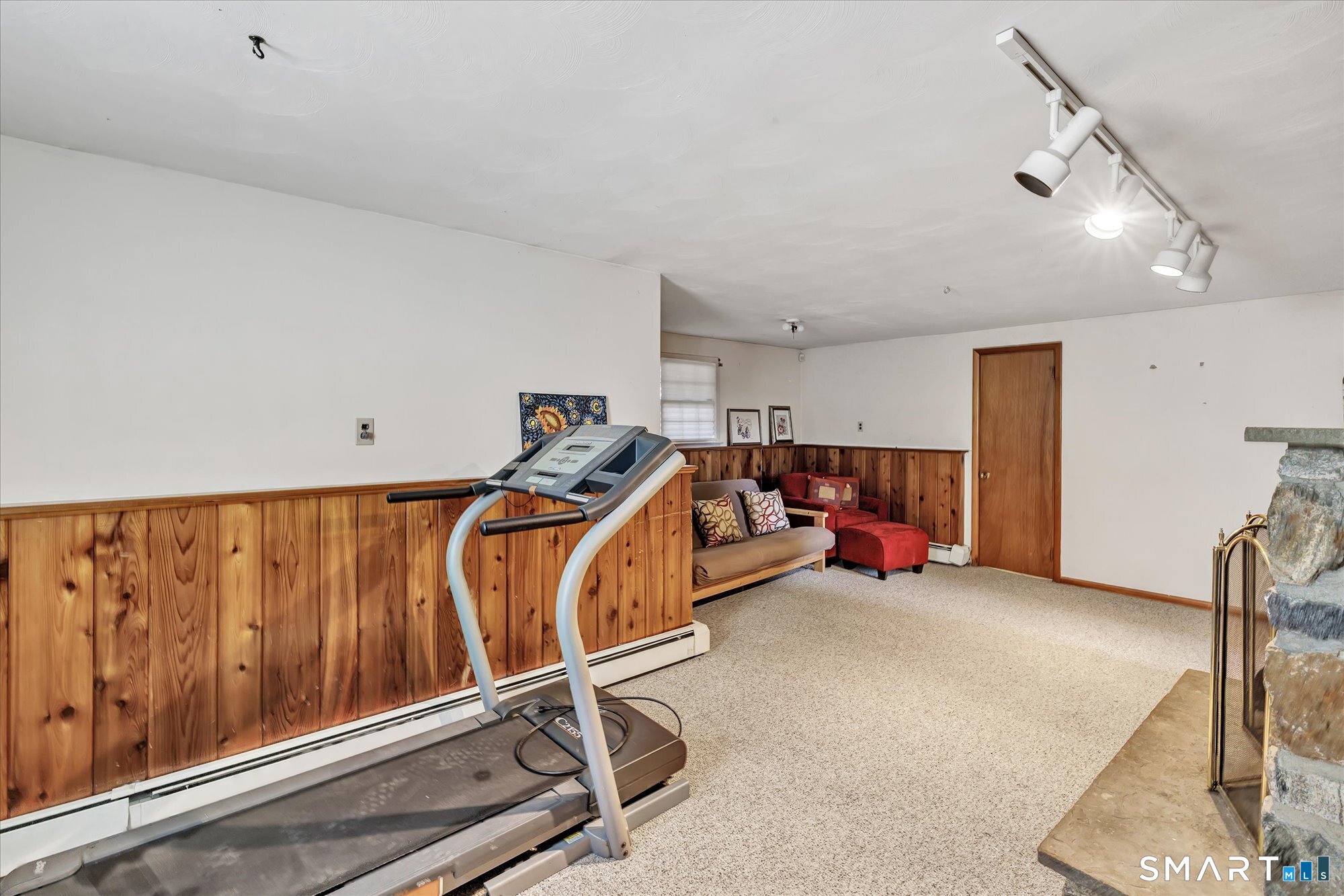 44 Meadowbrook Road Danbury CT 06811