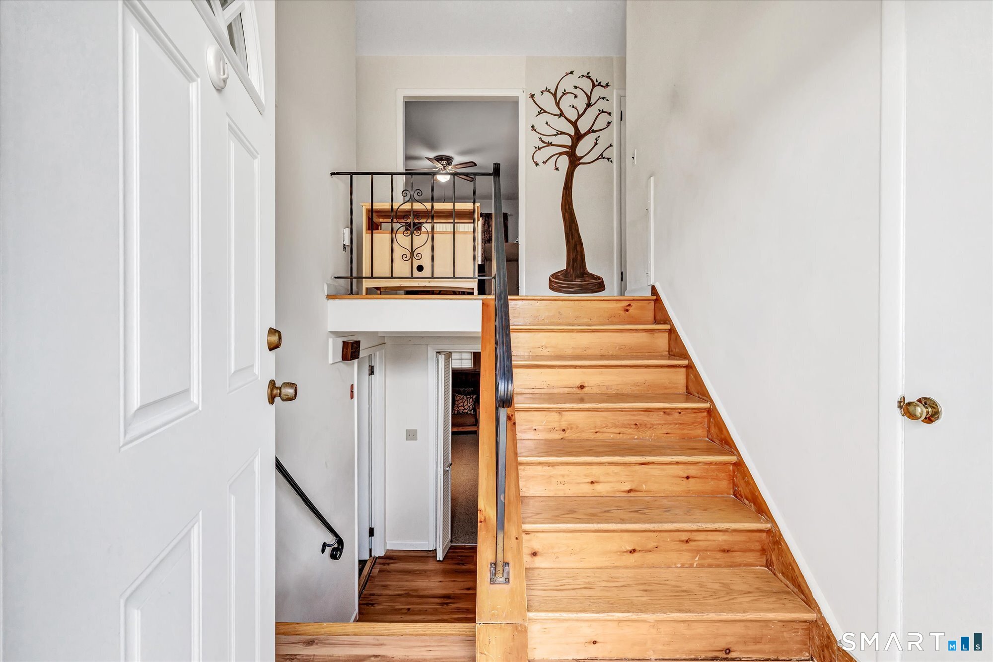 44 Meadowbrook Road Danbury CT 06811