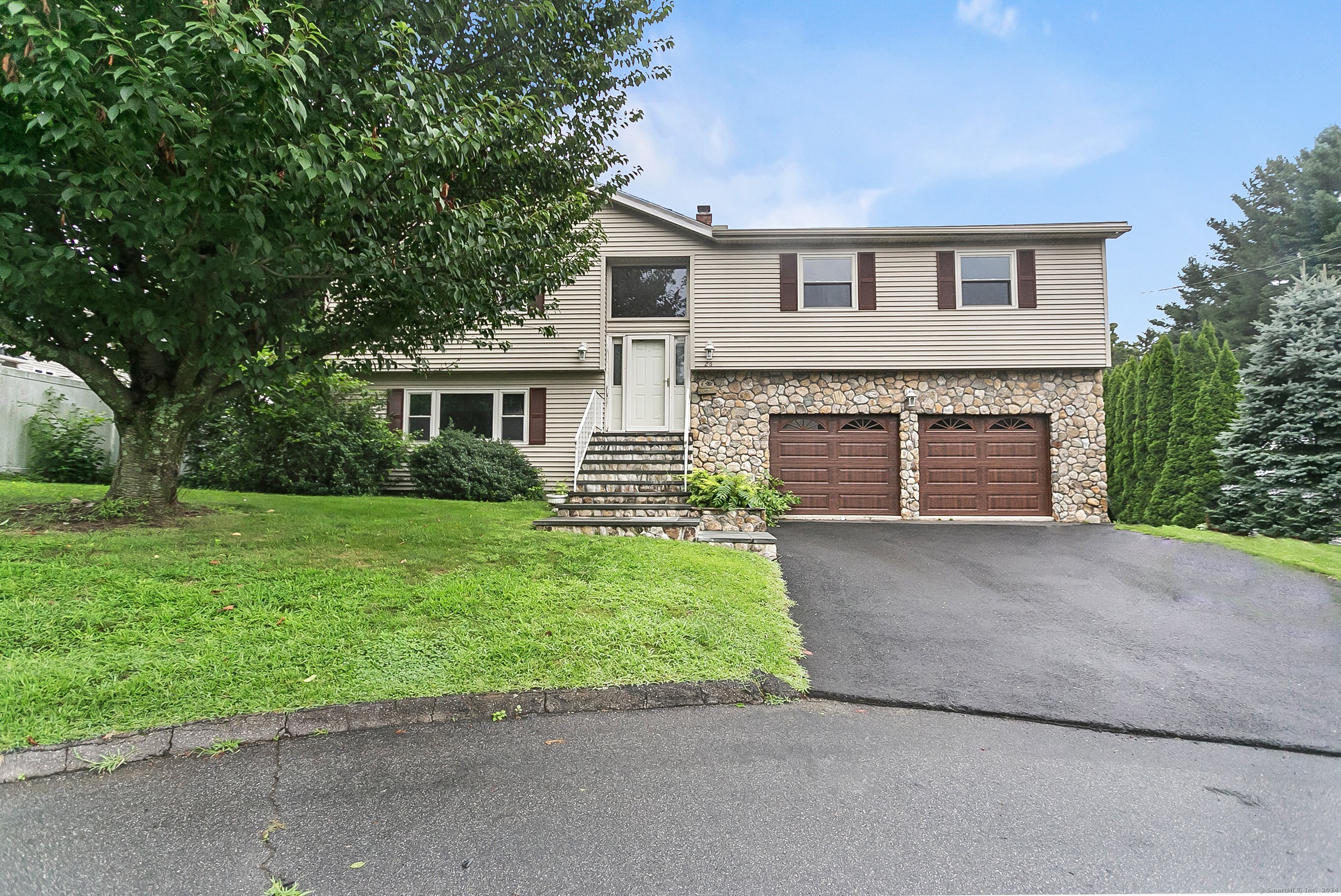 26 Nutmeg Lane Fairfield CT 06824