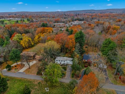 55 Sunny Reach Drive West Hartford CT 06117