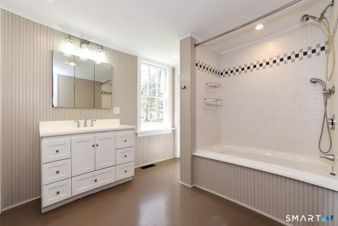156 Wopowog Road East Hampton CT 06424