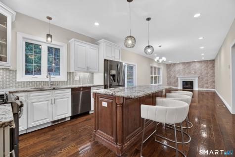 79 High Ledge Circle Manchester CT 06040