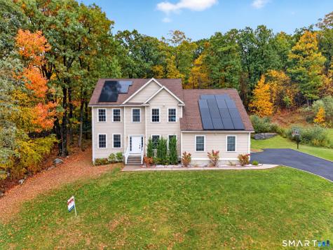79 High Ledge Circle Manchester CT 06040