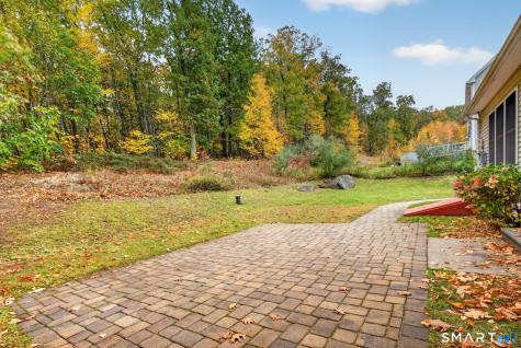 79 High Ledge Circle Manchester CT 06040