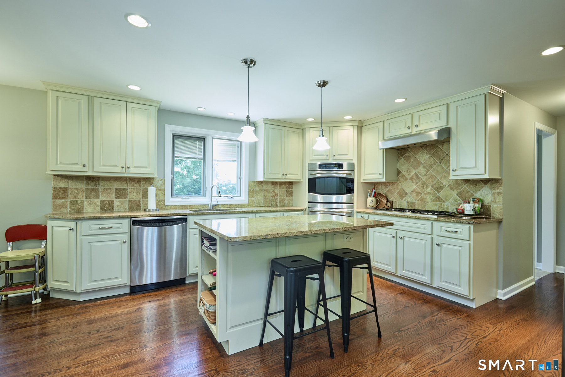 15 Wheeler Park Place Fairfield CT 06825