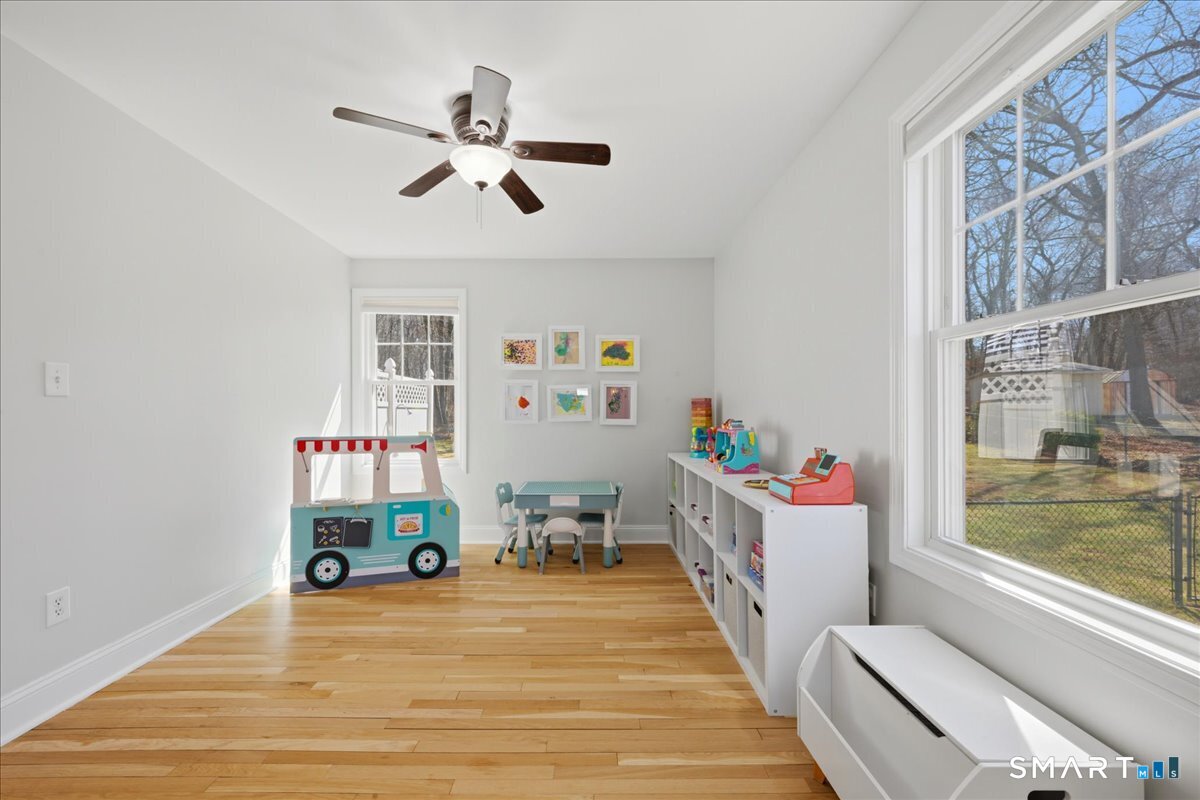 11 Beverly Road Waterford CT 06385