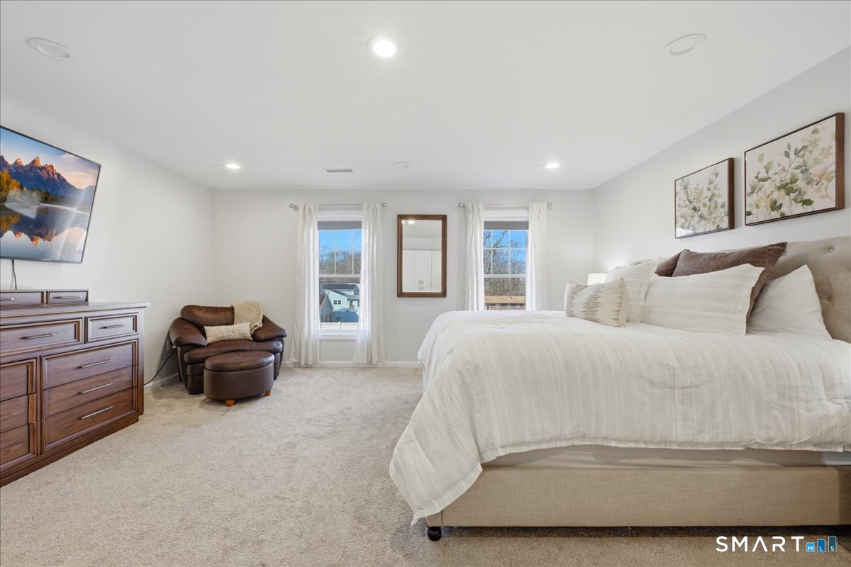 11 Beverly Road Waterford CT 06385