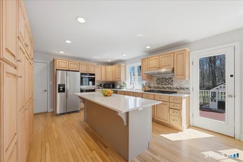 11 Beverly Road Waterford CT 06385