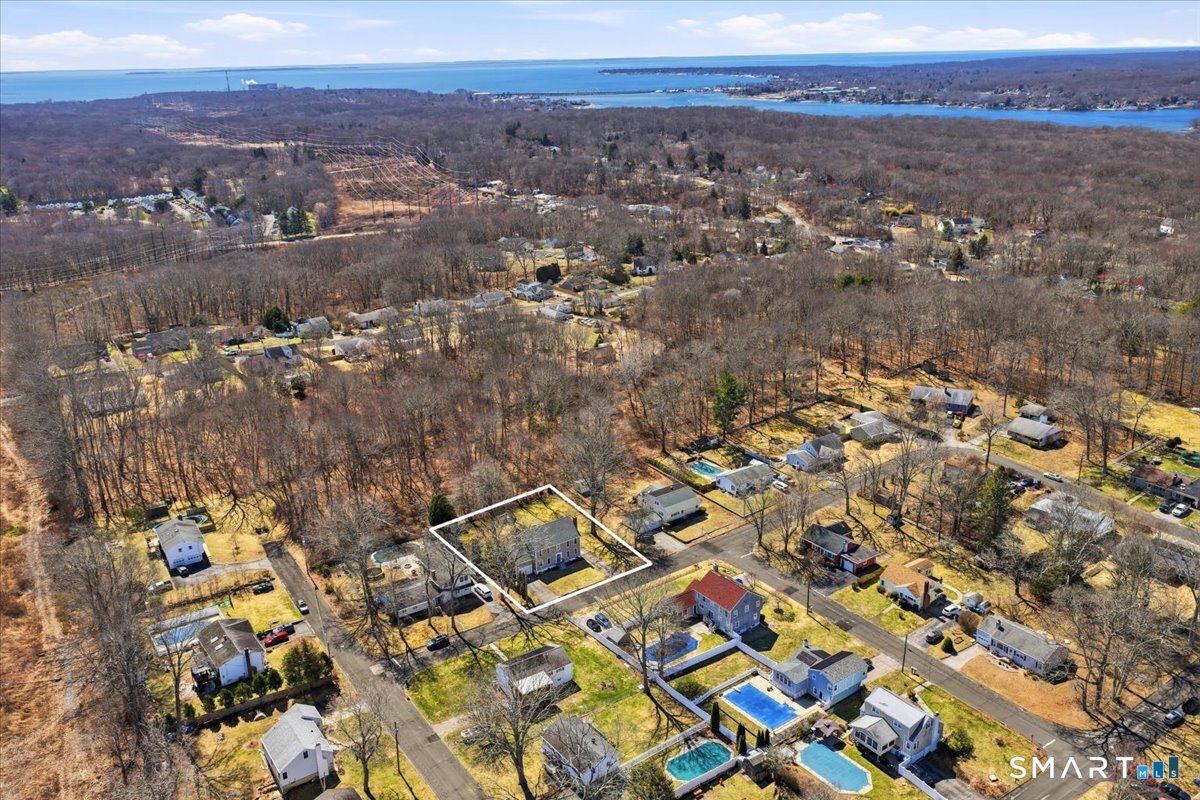 11 Beverly Road Waterford CT 06385