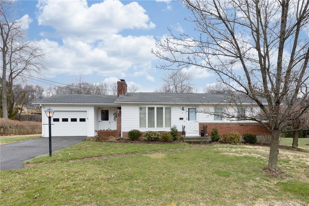 14 Westview Drive Naugatuck CT 06770
