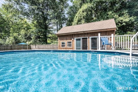 12 Ross Road Middlefield CT 06481