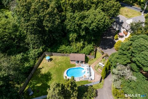 12 Ross Road Middlefield CT 06481