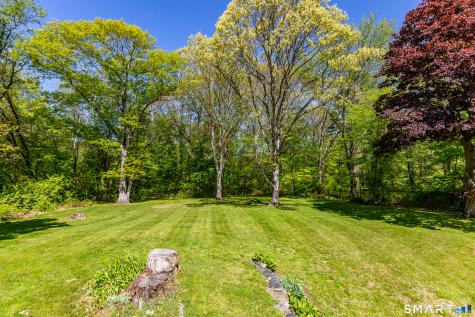 12 Mauweehoo Hill Sherman CT 06784
