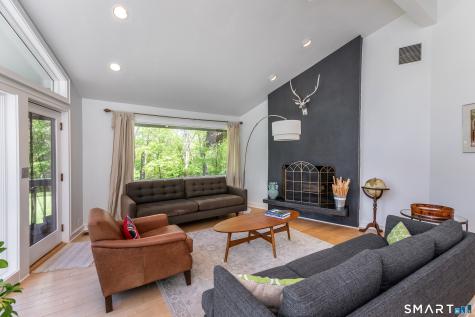12 Mauweehoo Hill Sherman CT 06784
