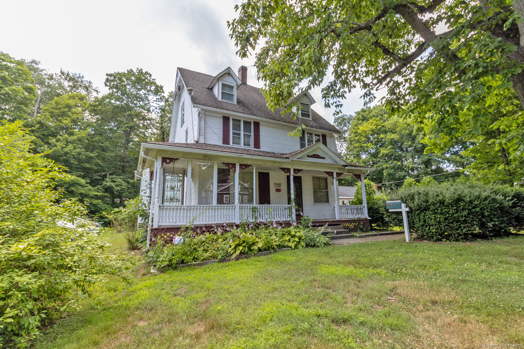 14 Main Street East Hampton CT 06424