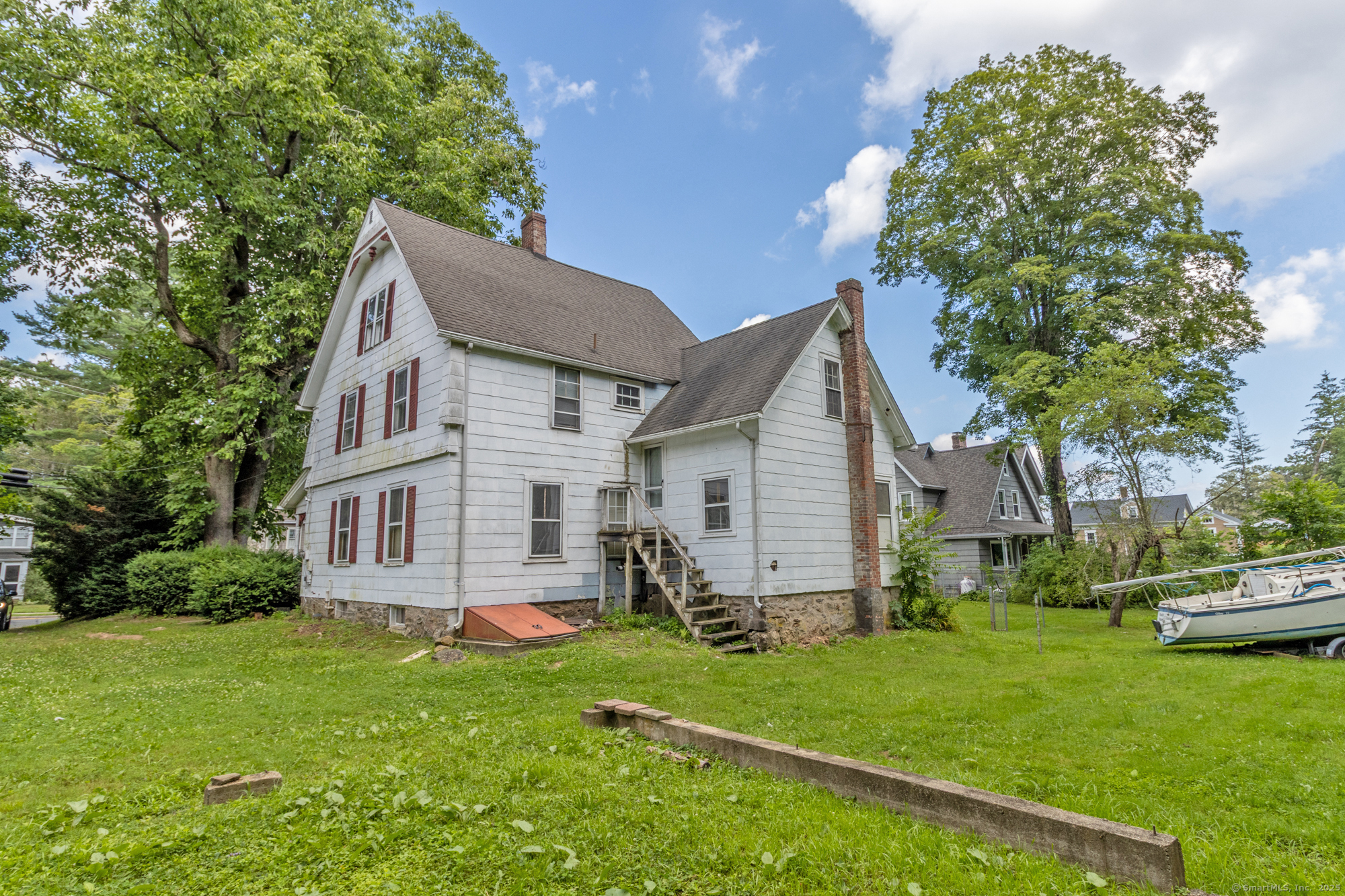 14 Main Street East Hampton CT 06424