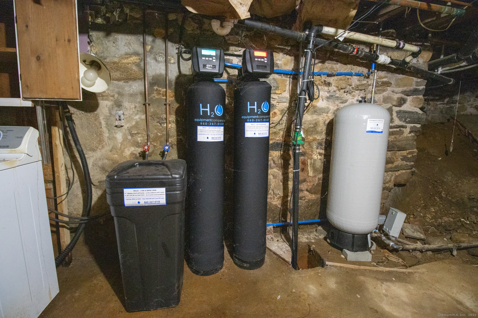 14 Main Street East Hampton CT 06424