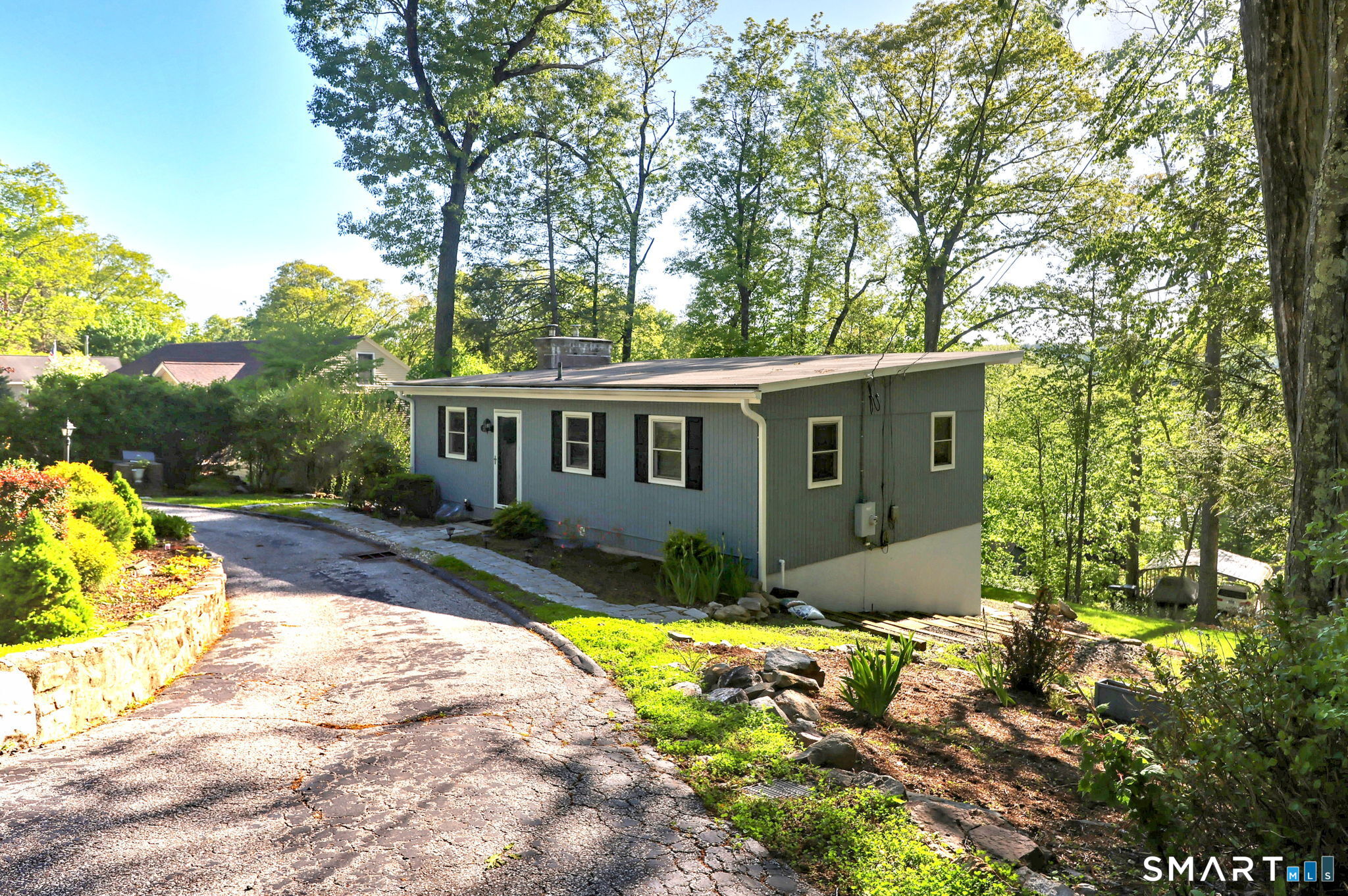 20 Oak Road New Milford CT 06776