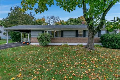 85 Fallon Drive Hamden CT 06514