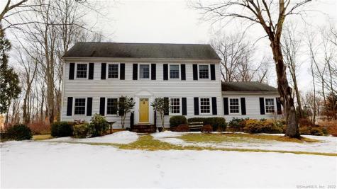 2 Red Barn Lane Brookfield CT 06804